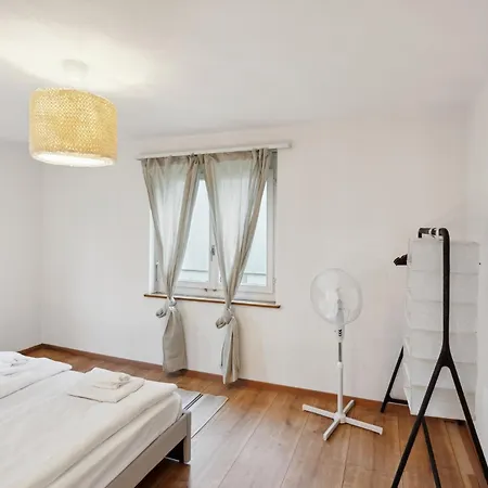 Apartment Affordable Comfort In