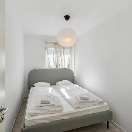 Apartment Affordable Comfort In Zurich