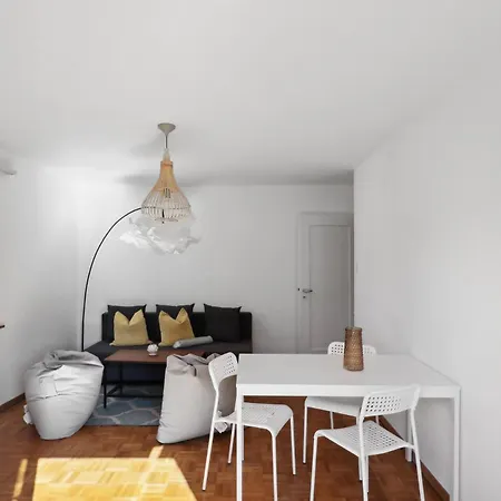 Affordable Comfort In Lägenhet *