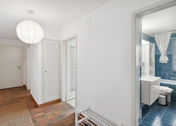 Affordable Comfort In Apartment