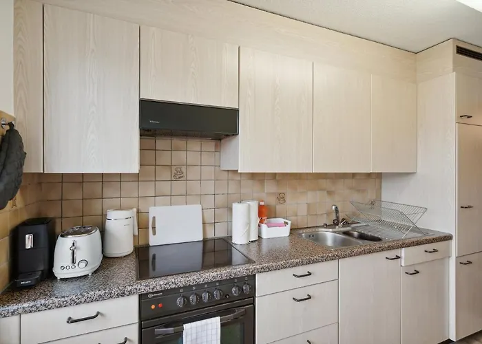 Affordable Comfort In Apartment *