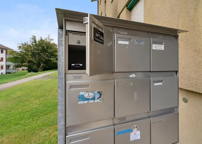 Affordable Comfort In アパート チューリッヒ