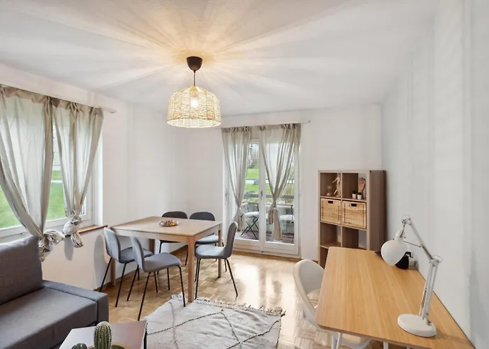 Affordable Comfort In アパート チューリッヒ