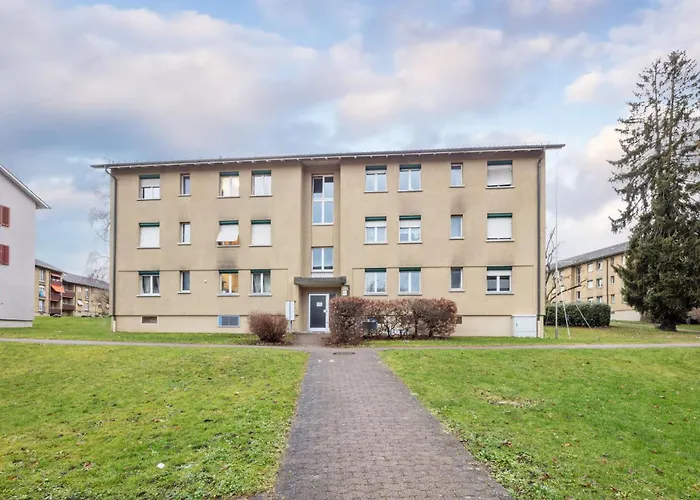 Affordable Comfort In Apartment