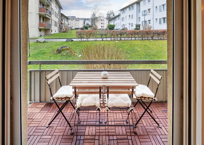 Apartment Affordable Comfort In Zurich