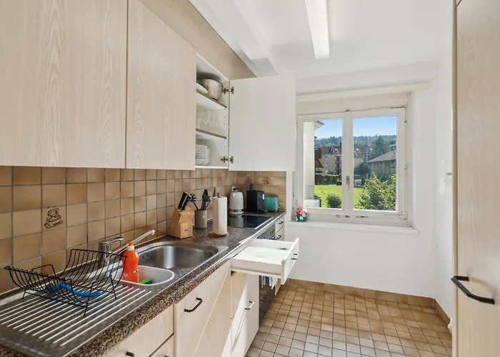 Affordable Comfort In Apartment *