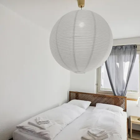 아파트 Affordable Comfort In *