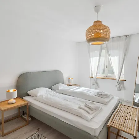 아파트 Affordable Comfort In *